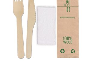 Disposable wooden cutlery set: Knife, fork & napkin in Kraft pack