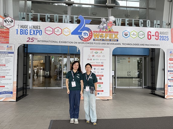 amboo-cutlery-display-at-WOFEX-Manila-2025-booth-333