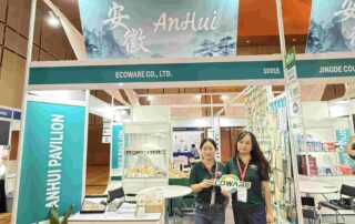 EcoWareTech product display featuring customizable bamboo cutlery for B2B wholesale and OEM orders.